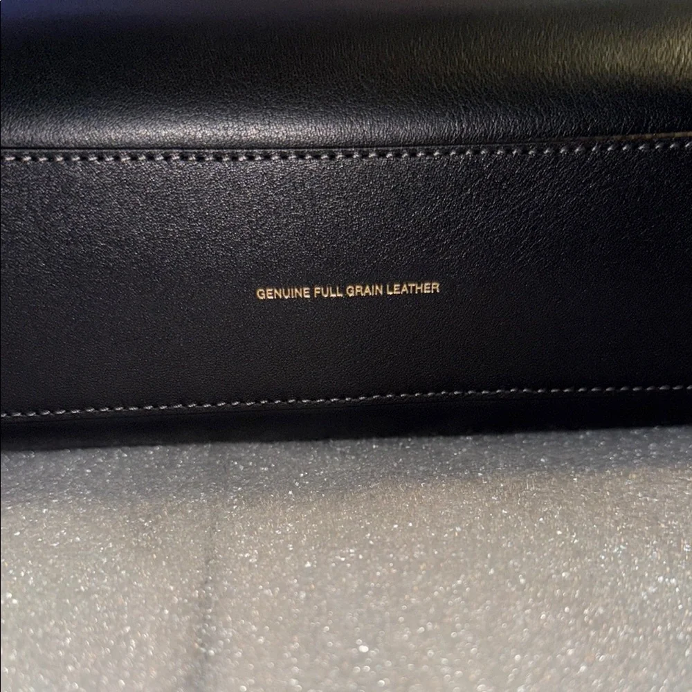 Coach Brooklyn 28 in black